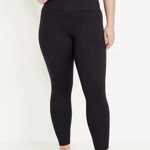 NWT Old Navy Extra High Rise CloudComfy 7/8 Leggings Women’s Large